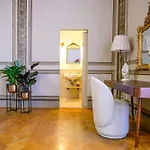 Palazzo Massimo Boutique Piazza Venezia 4*