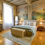 Palazzo Massimo Boutique Piazza Venezia 4* Rome