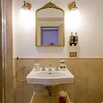 Palazzo Massimo Boutique Piazza Venezia Guest house 4*