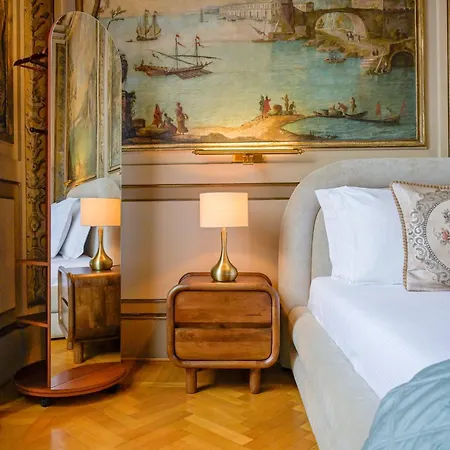 Palazzo Massimo Boutique Piazza Venezia 4* Rom