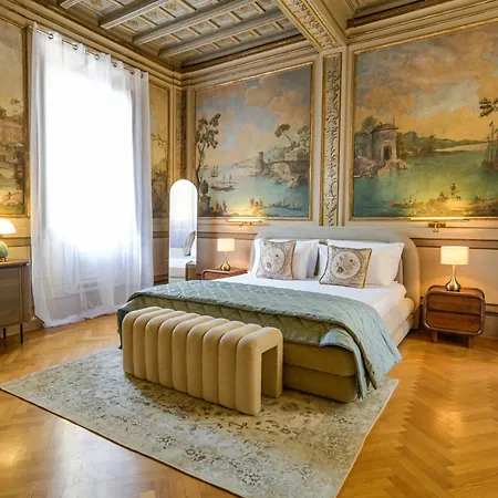 Palazzo Massimo Boutique Piazza Venezia 4* Rom