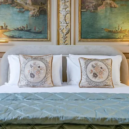 Palazzo Massimo Boutique Piazza Venezia 4* Rom