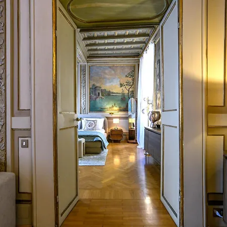 ゲストハウス Palazzo Massimo Boutique Piazza Venezia ローマ